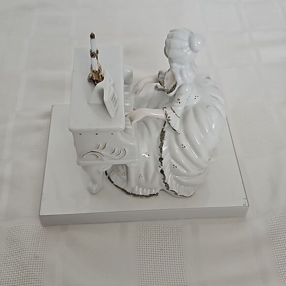 Ceramic Lady Playing Piano Musical Figurine White - Picture 4 of 16